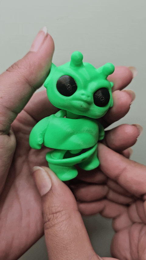 Aalien Baby - The Judgy Alien